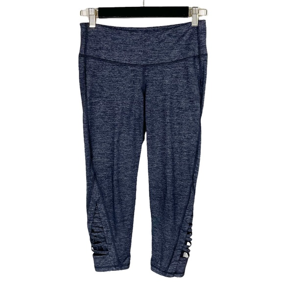 Athleta Quest Criss Cross Chaturanga Leggings - Picture 3 of 11